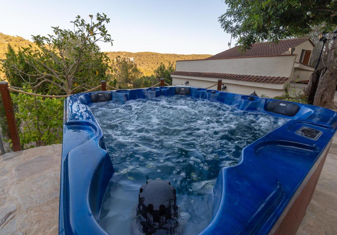Silom House Villa Sant Pere De Ribes Buitenkant foto