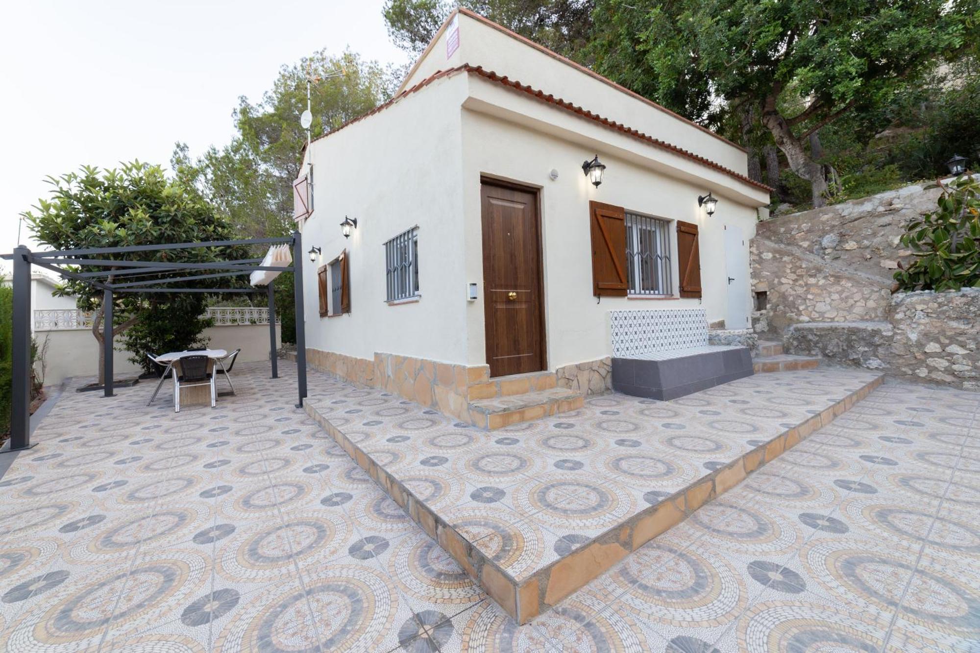 Silom House Villa Sant Pere De Ribes Buitenkant foto