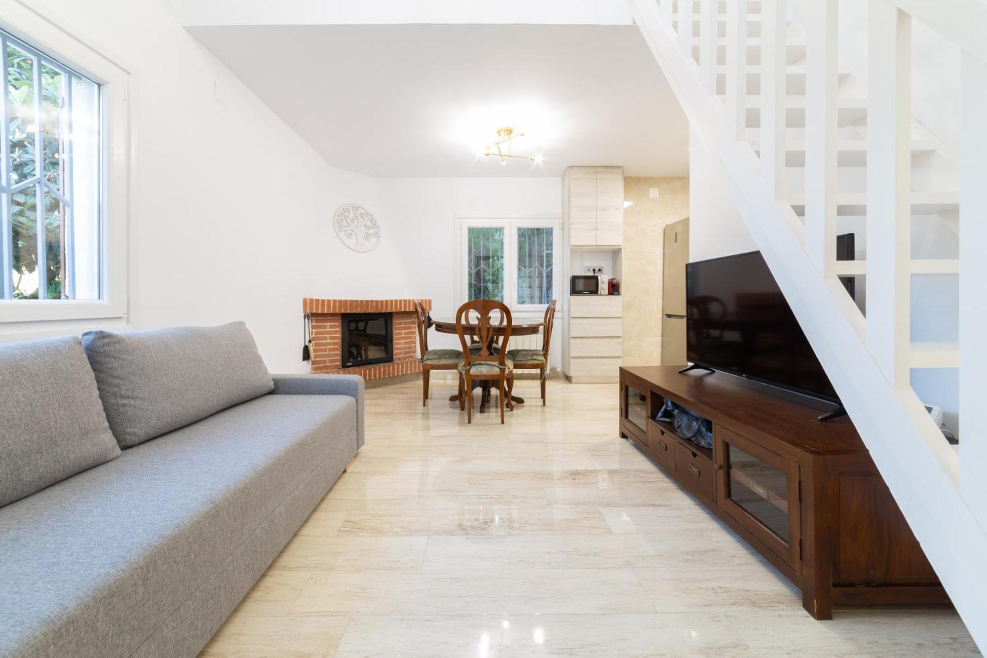 Silom House Villa Sant Pere De Ribes Buitenkant foto
