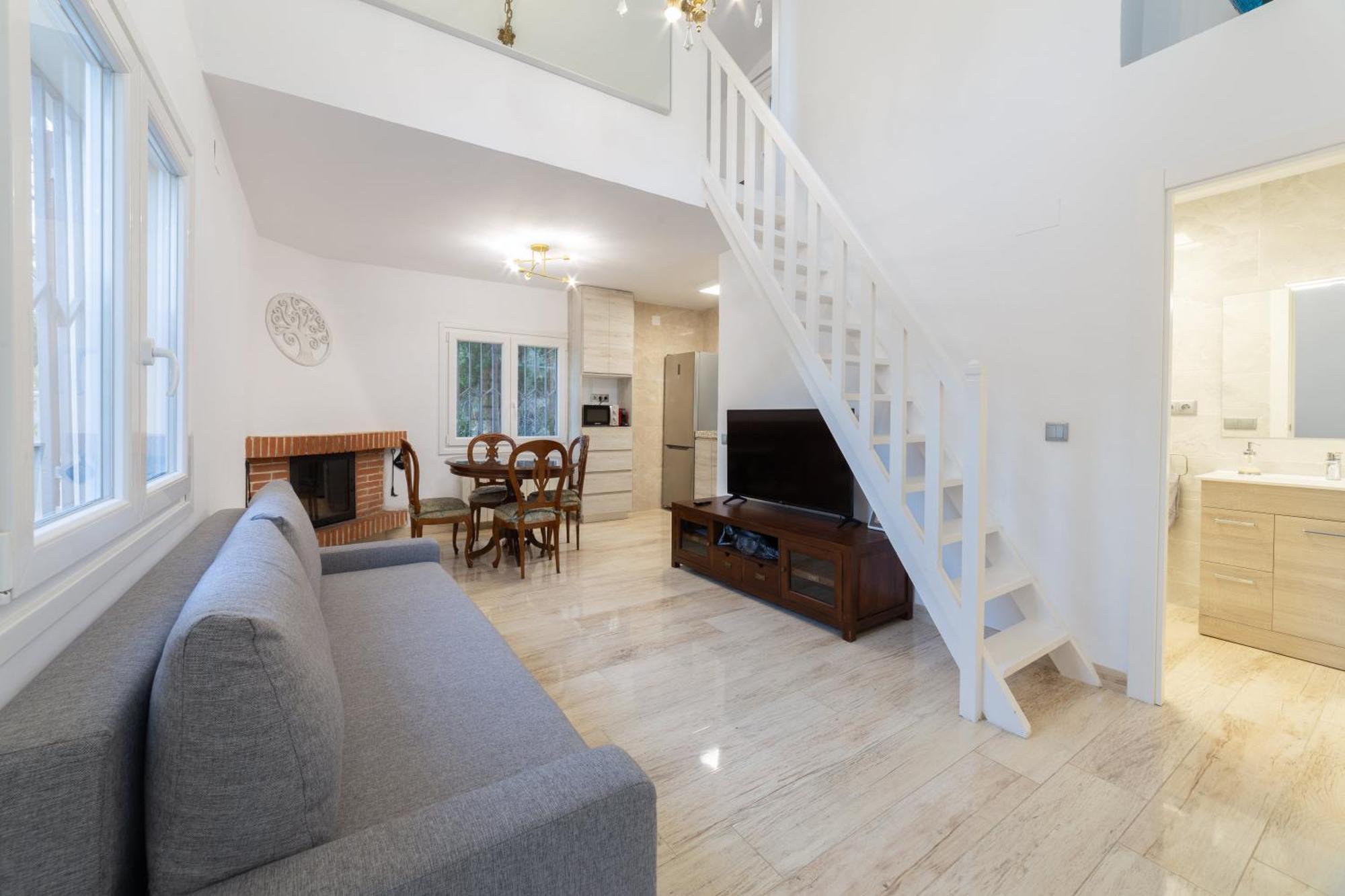 Silom House Villa Sant Pere De Ribes Buitenkant foto