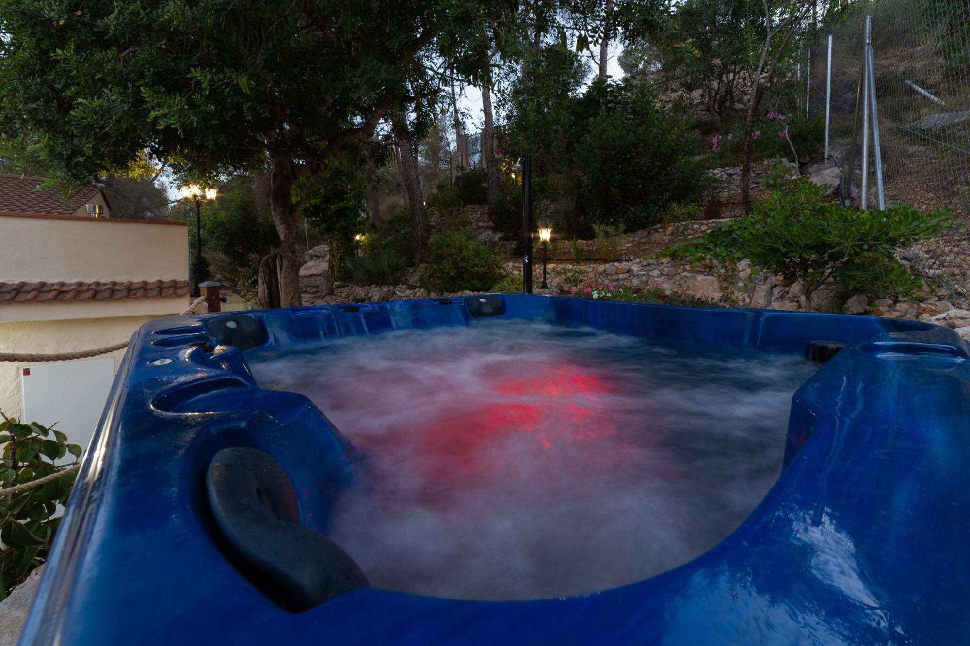 Silom House Villa Sant Pere De Ribes Buitenkant foto